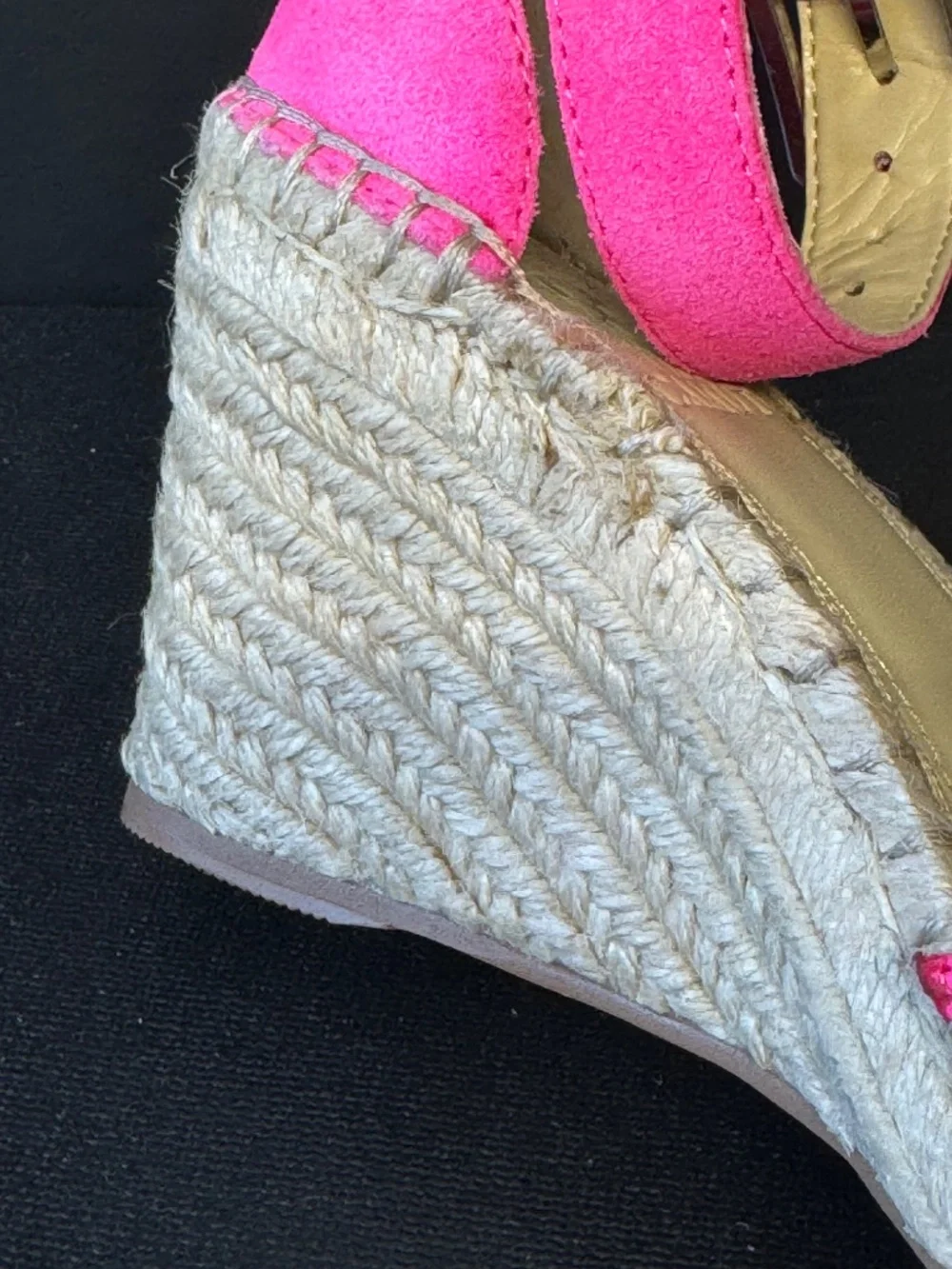Vince Camuto Pink Suede Espadrille Wedge Sandals Ankle Strap Size 6.5